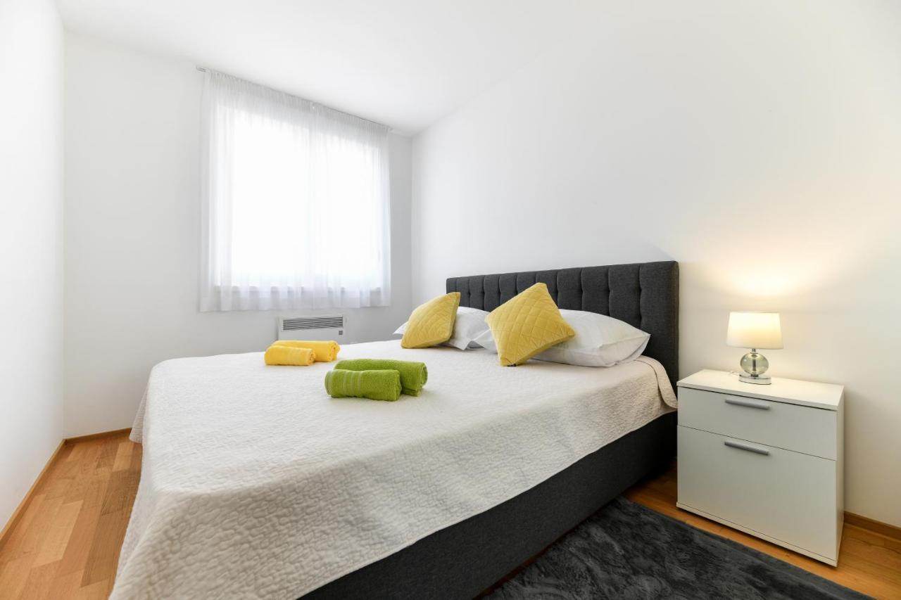 Modern Apartment For 2025' Vacation In Zadar Extérieur photo