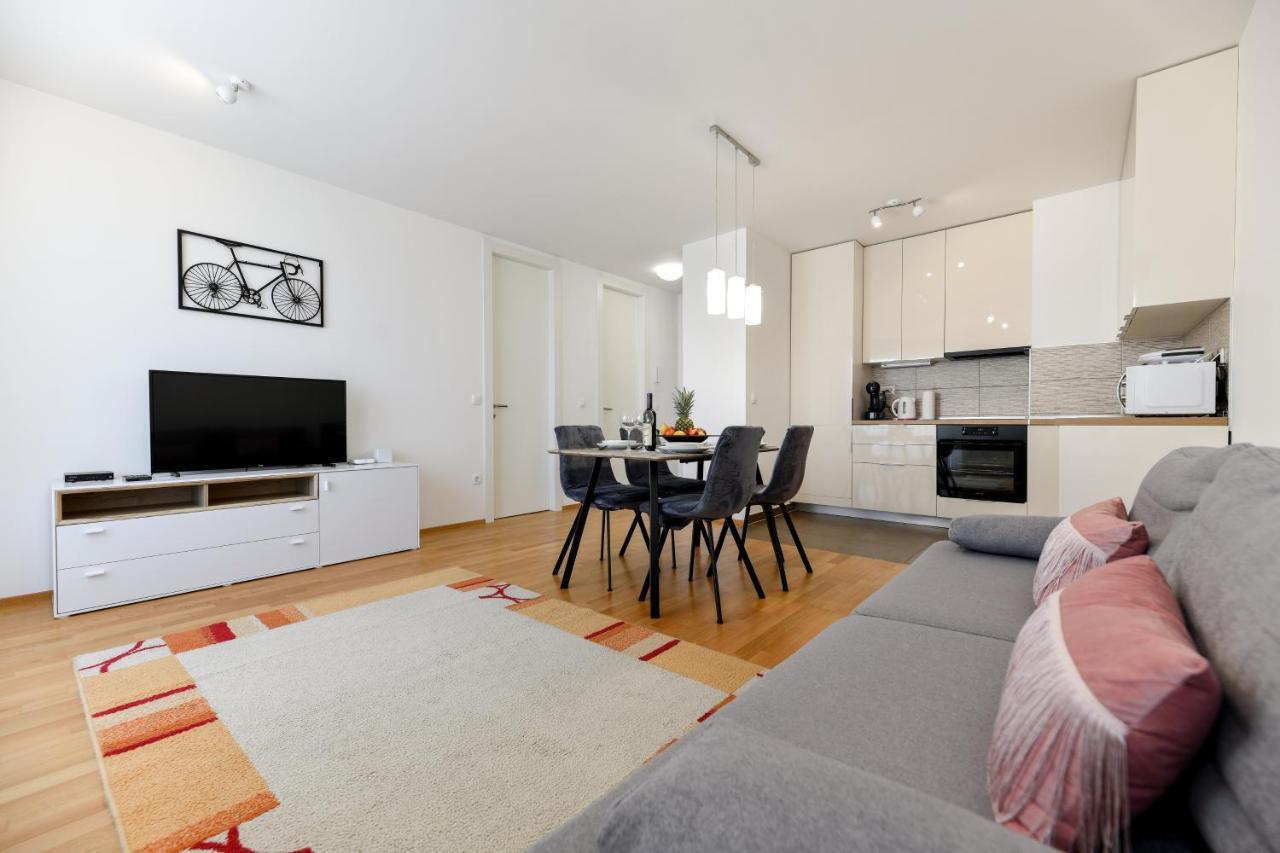Modern Apartment For 2025' Vacation In Zadar Extérieur photo