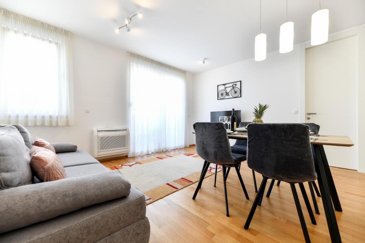 Modern Apartment For 2025' Vacation In Zadar Extérieur photo
