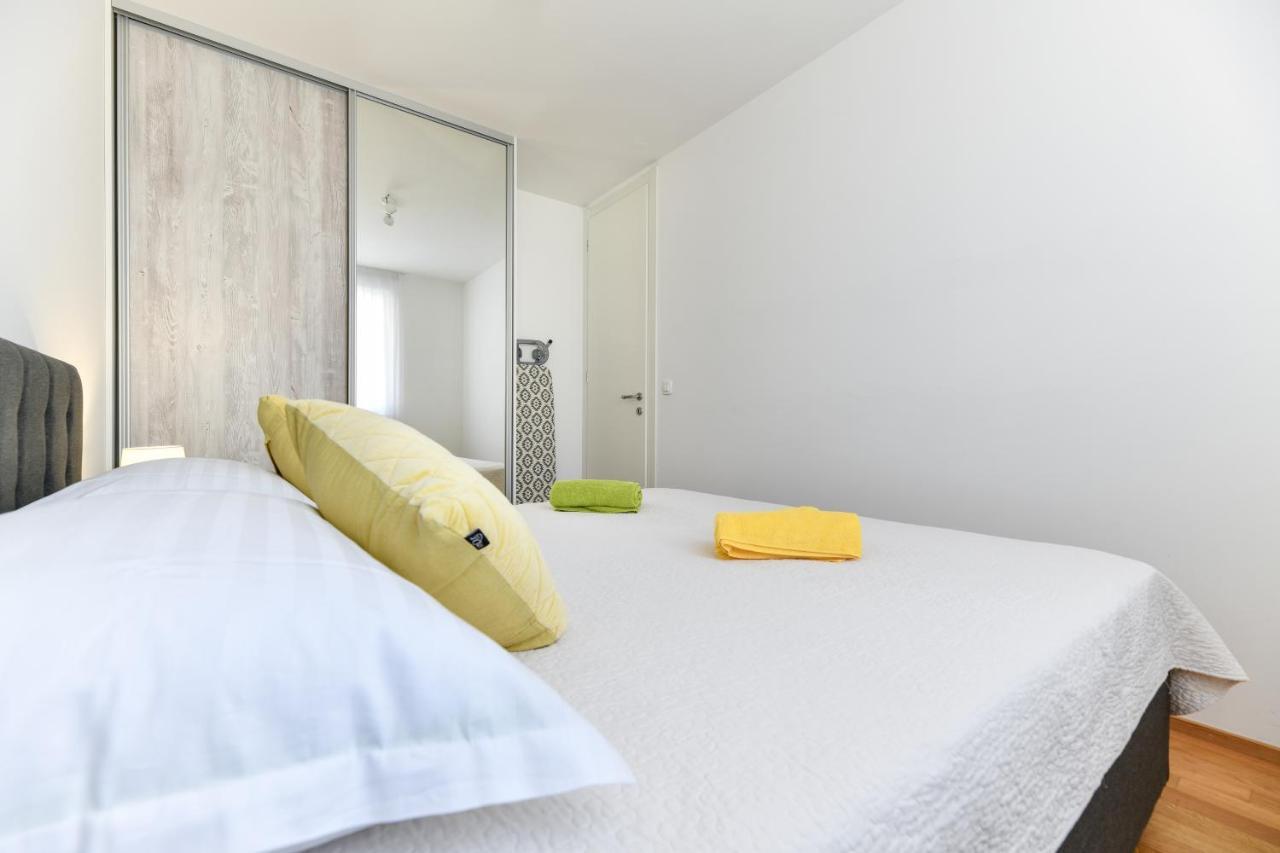 Modern Apartment For 2025' Vacation In Zadar Extérieur photo