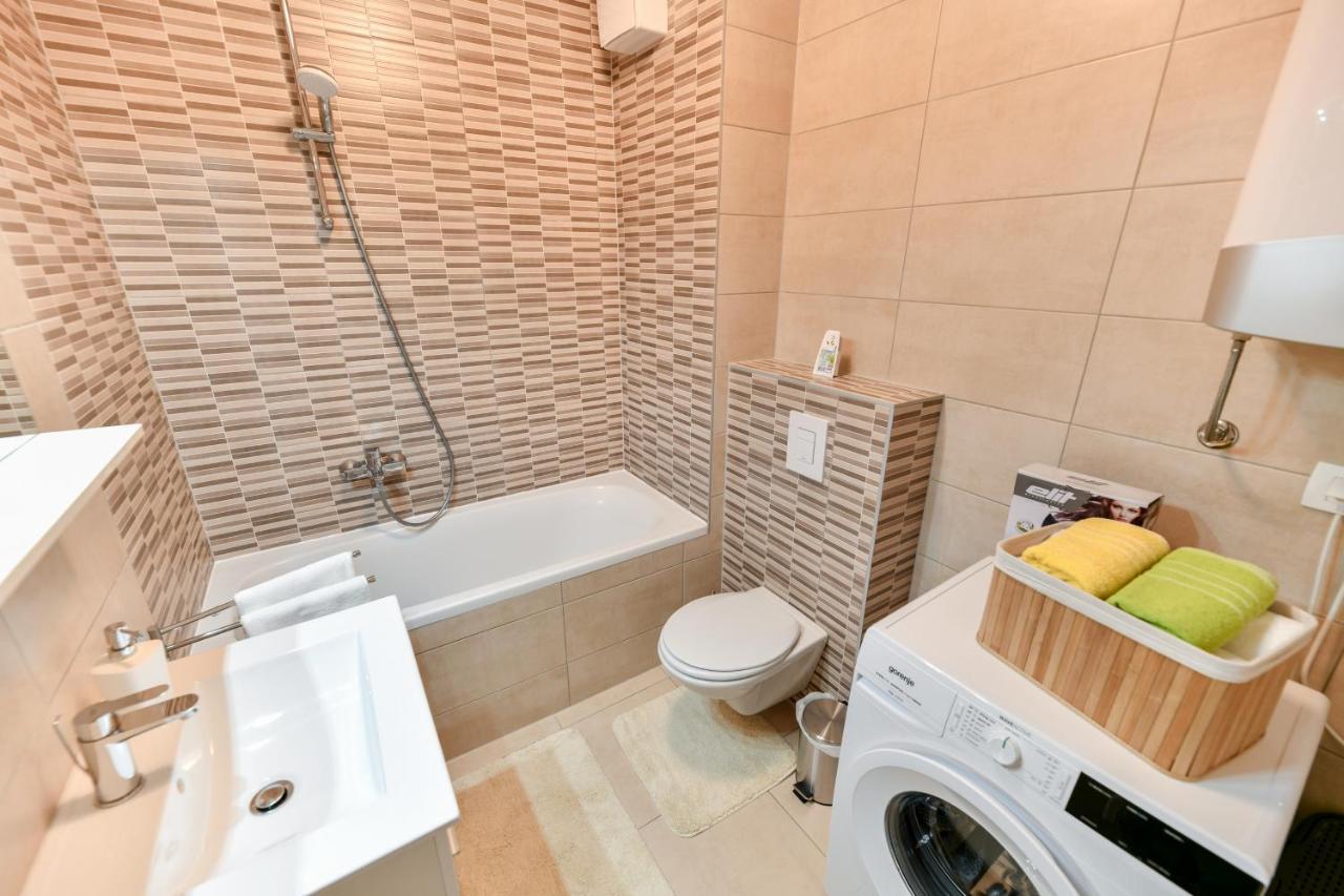 Modern Apartment For 2025' Vacation In Zadar Extérieur photo